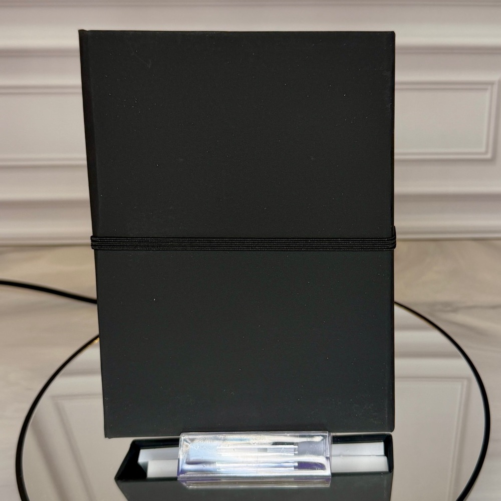 CHANEL Mini Notepad & Post-It Notes Set | Brand New in Package - Picture 3 of 3